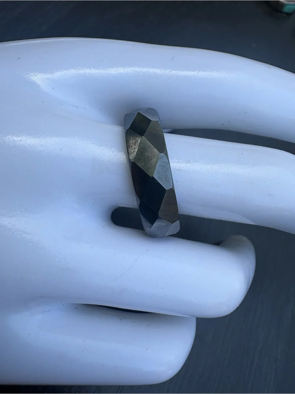 Sleek Black Metallic Ring - Size 9.75